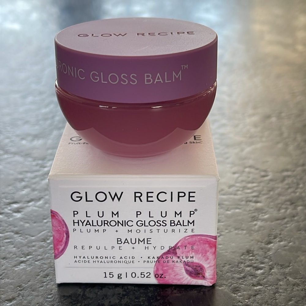 Glow Recipe Plum Plump Hyaluronic Gloss Balm high shine - Picture 6 of 8